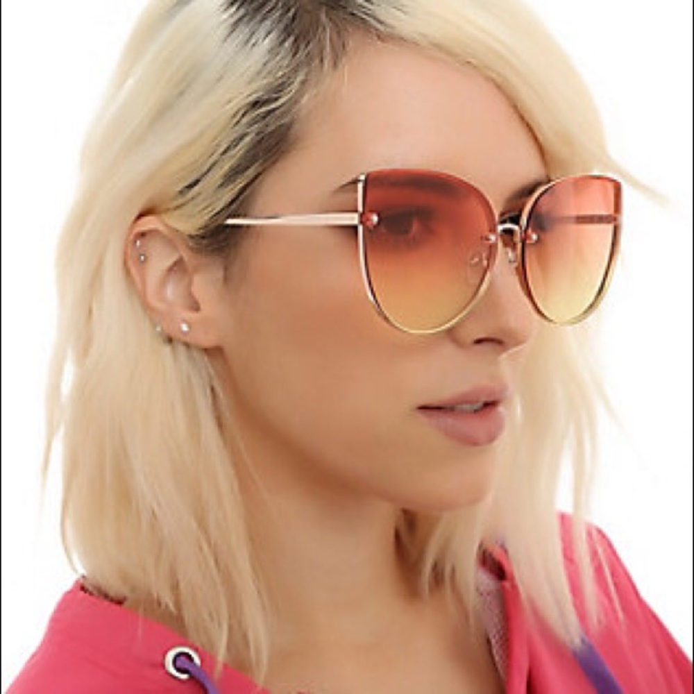 Large Tinted “Tangerine” Rimless Sunnies